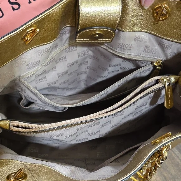 Michael Kors Gold Tote Bag - Picture 4 of 5